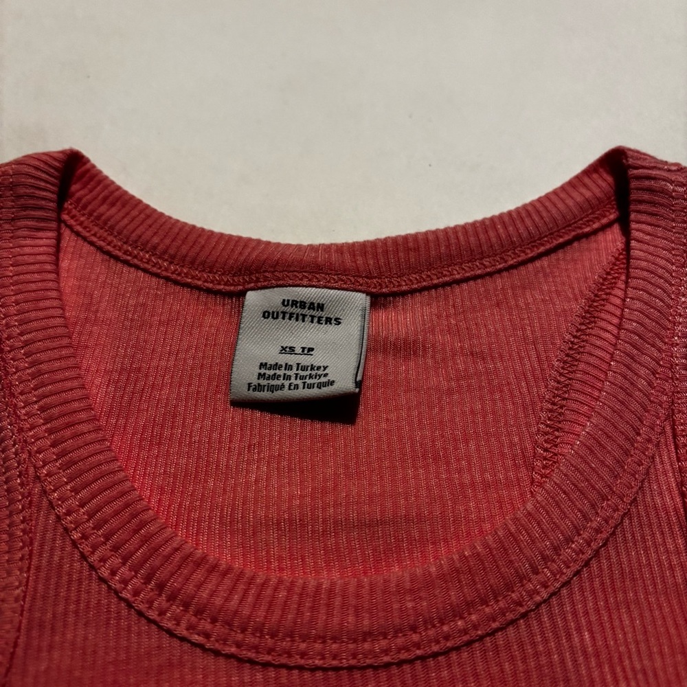 urban outfitters pink strawberries graphic tank top - Picture 3 of 3